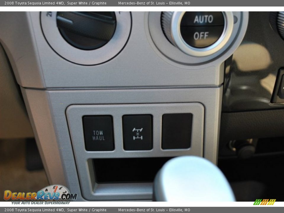 2008 Toyota Sequoia Limited 4WD Super White / Graphite Photo #26