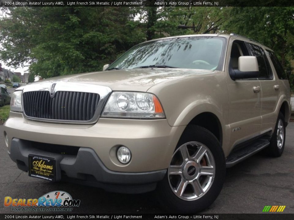 2004 Lincoln Aviator Luxury AWD Light French Silk Metallic / Light Parchment Photo #1