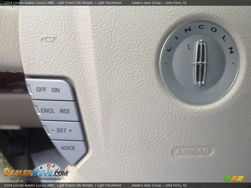 2004 Lincoln Aviator Luxury AWD Light French Silk Metallic / Light Parchment Photo #14