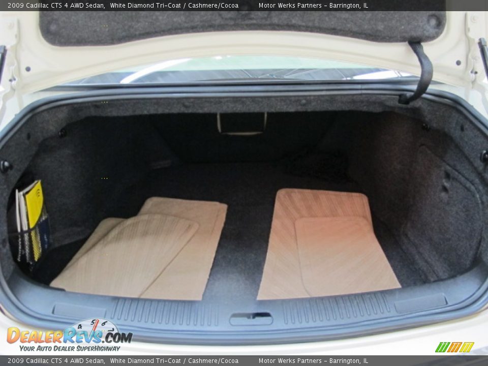 2009 Cadillac CTS 4 AWD Sedan White Diamond Tri-Coat / Cashmere/Cocoa Photo #9