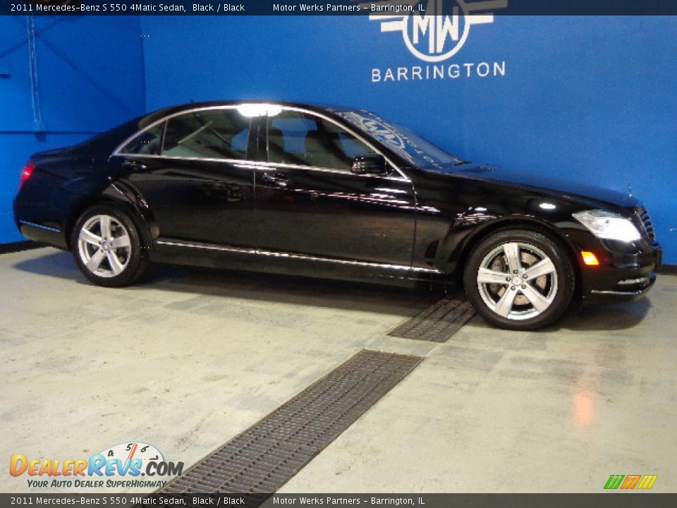 2011 Mercedes-Benz S 550 4Matic Sedan Black / Black Photo #5