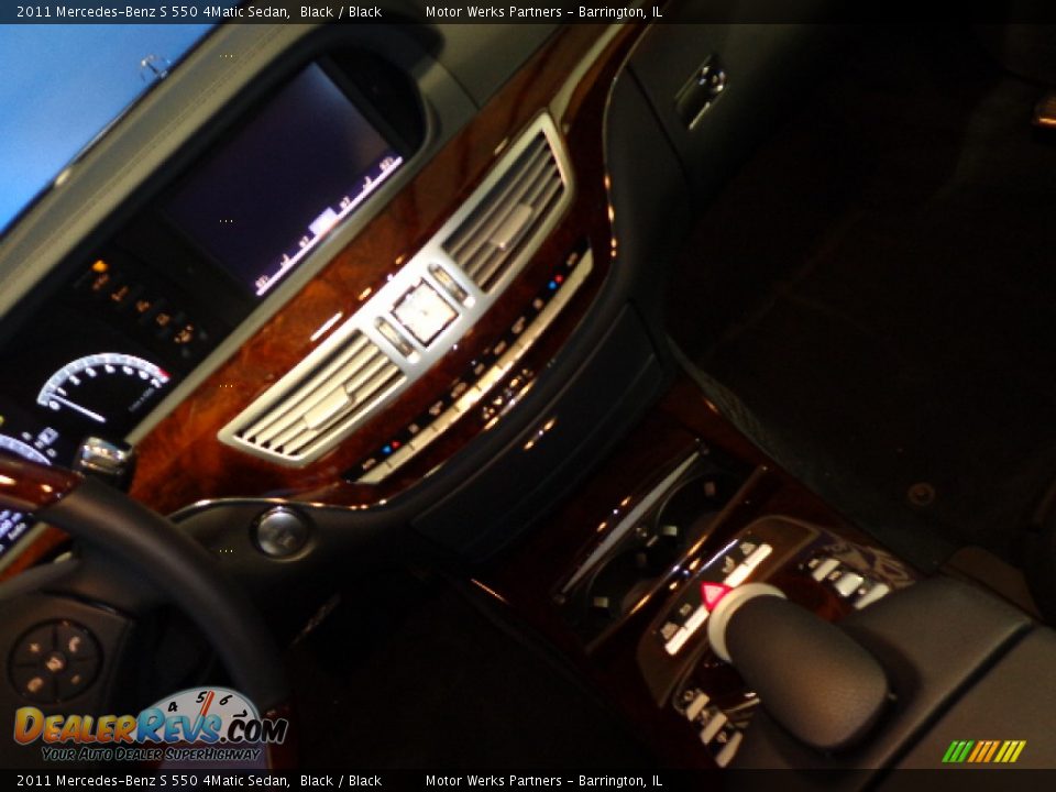 2011 Mercedes-Benz S 550 4Matic Sedan Black / Black Photo #24