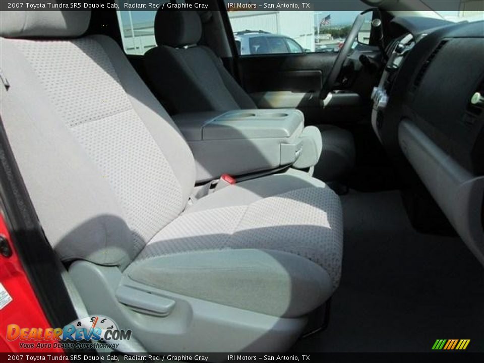 2007 Toyota Tundra SR5 Double Cab Radiant Red / Graphite Gray Photo #17