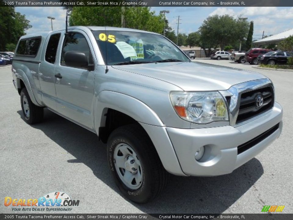 2005 Toyota Tacoma PreRunner Access Cab Silver Streak Mica / Graphite Gray Photo #10