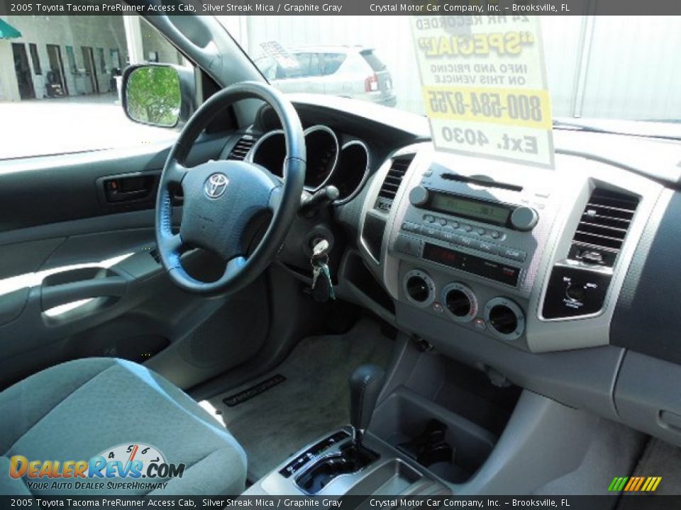 2005 Toyota Tacoma PreRunner Access Cab Silver Streak Mica / Graphite Gray Photo #11