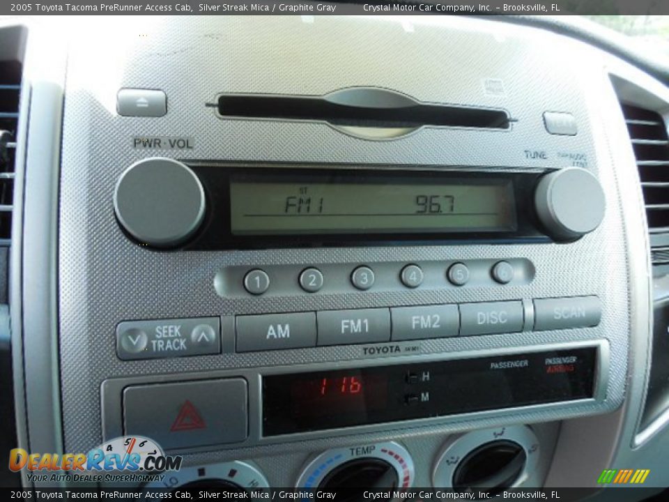 2005 Toyota Tacoma PreRunner Access Cab Silver Streak Mica / Graphite Gray Photo #19