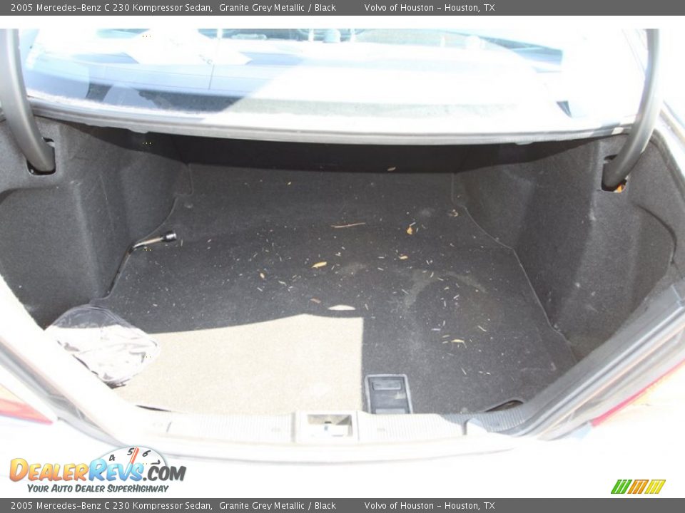 2005 Mercedes-Benz C 230 Kompressor Sedan Granite Grey Metallic / Black Photo #12