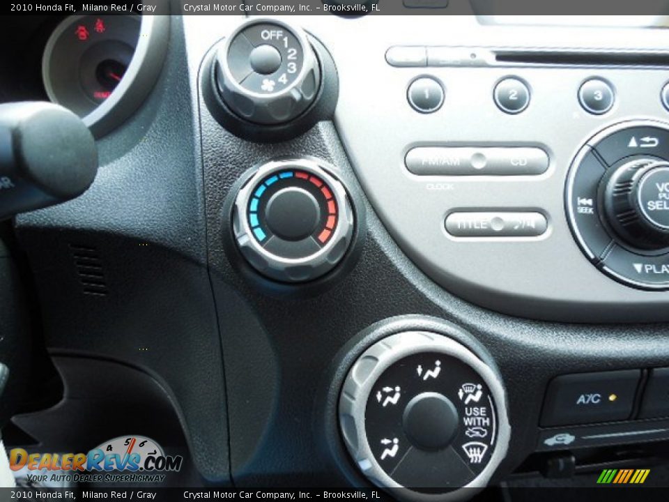 Controls of 2010 Honda Fit  Photo #21