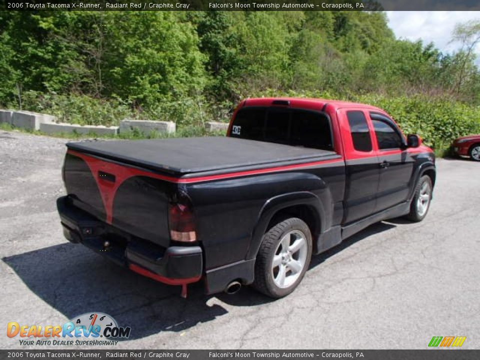 2006 Toyota Tacoma X-Runner Radiant Red / Graphite Gray Photo #8