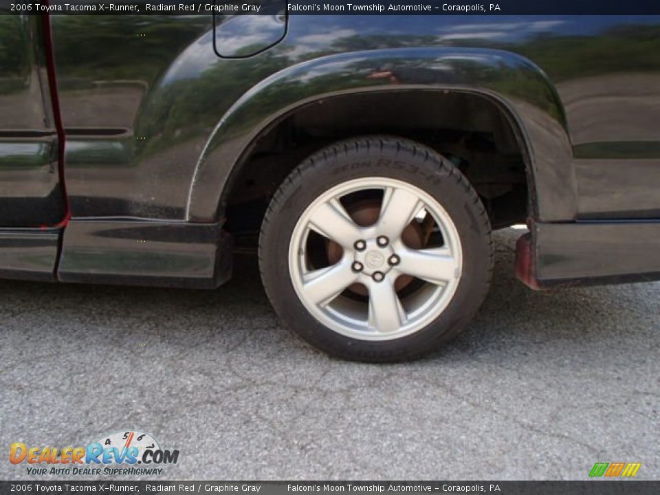 2006 Toyota Tacoma X-Runner Radiant Red / Graphite Gray Photo #9