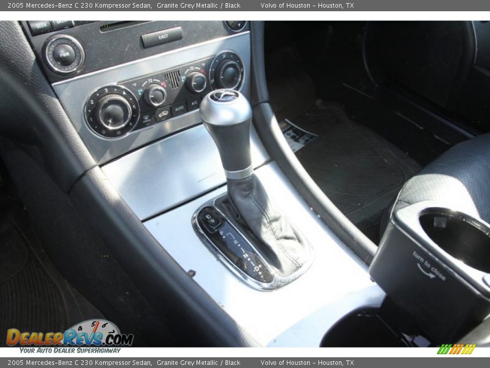 2005 Mercedes-Benz C 230 Kompressor Sedan Granite Grey Metallic / Black Photo #16