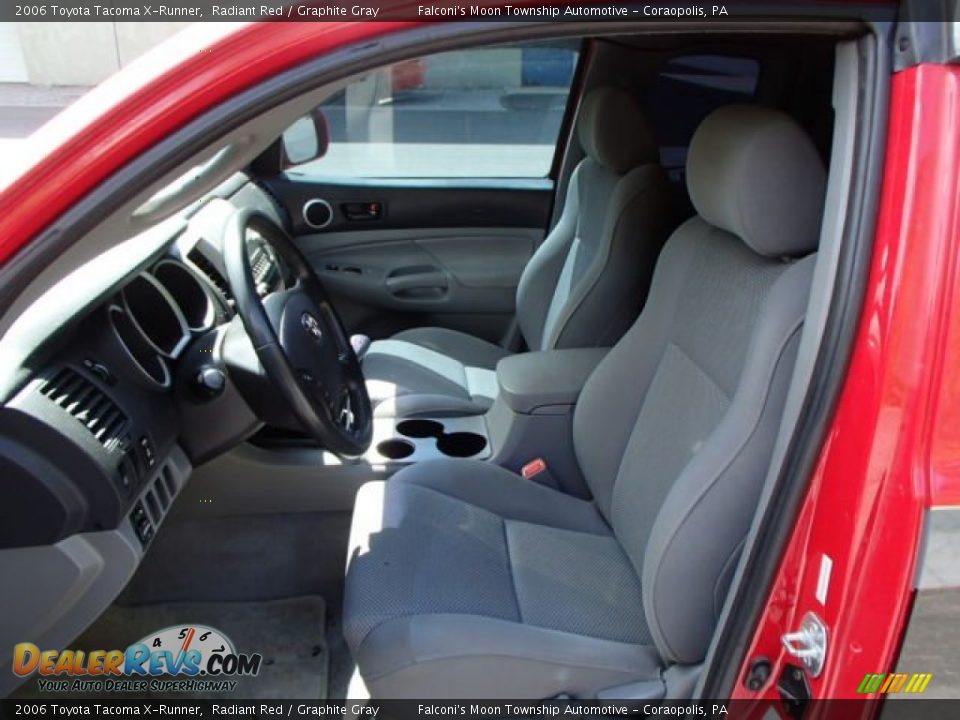 2006 Toyota Tacoma X-Runner Radiant Red / Graphite Gray Photo #11