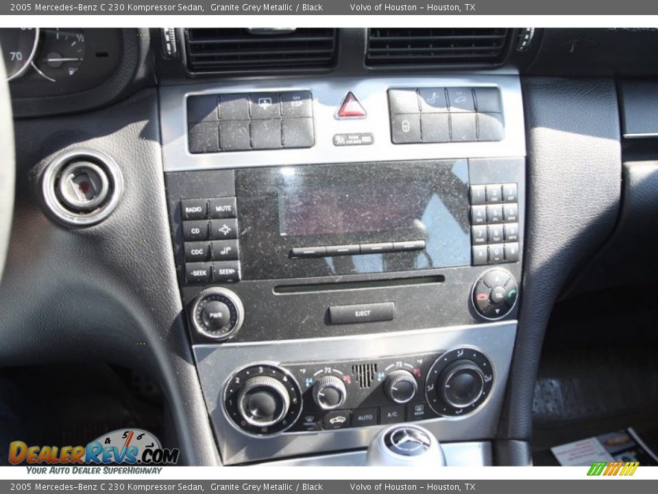 2005 Mercedes-Benz C 230 Kompressor Sedan Granite Grey Metallic / Black Photo #17