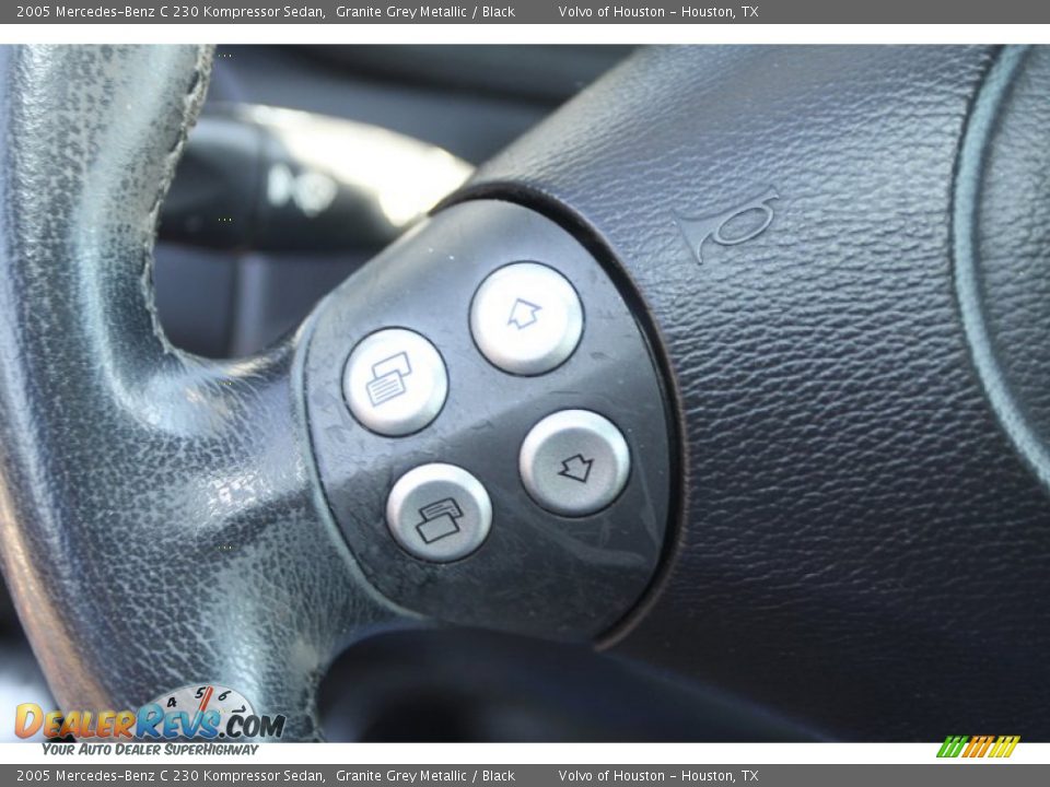 2005 Mercedes-Benz C 230 Kompressor Sedan Granite Grey Metallic / Black Photo #18