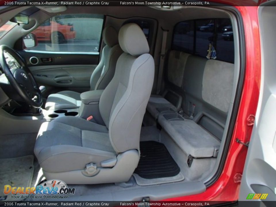 2006 Toyota Tacoma X-Runner Radiant Red / Graphite Gray Photo #15
