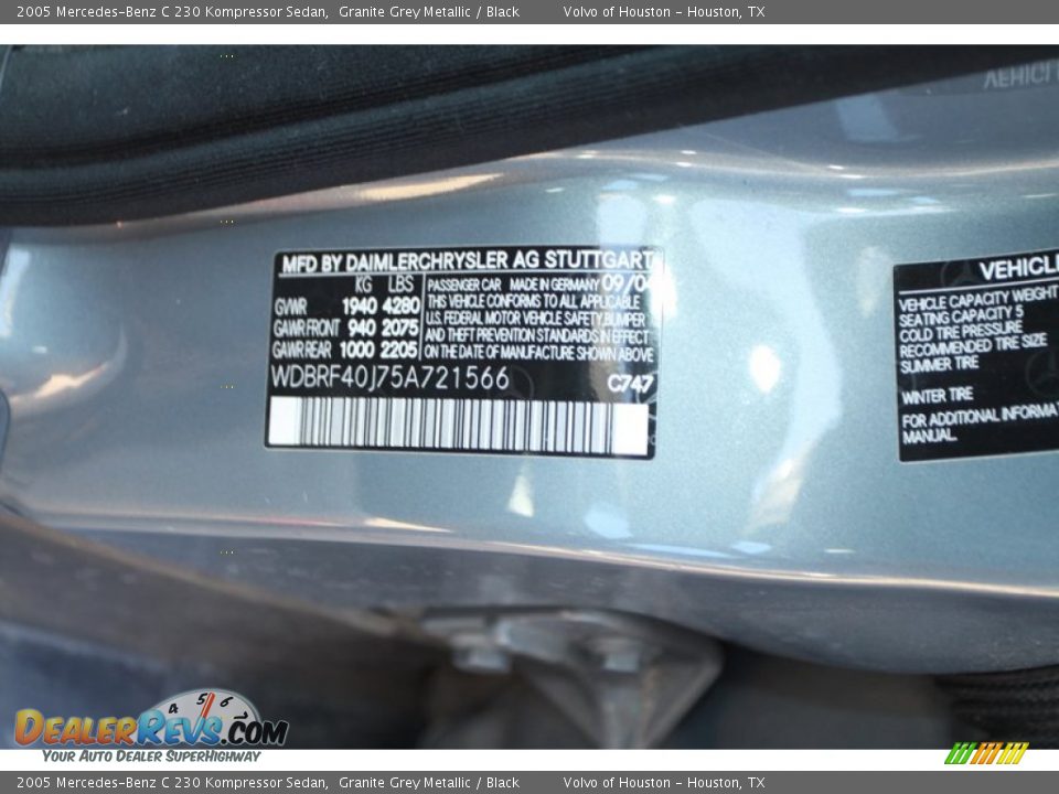 2005 Mercedes-Benz C 230 Kompressor Sedan Granite Grey Metallic / Black Photo #21