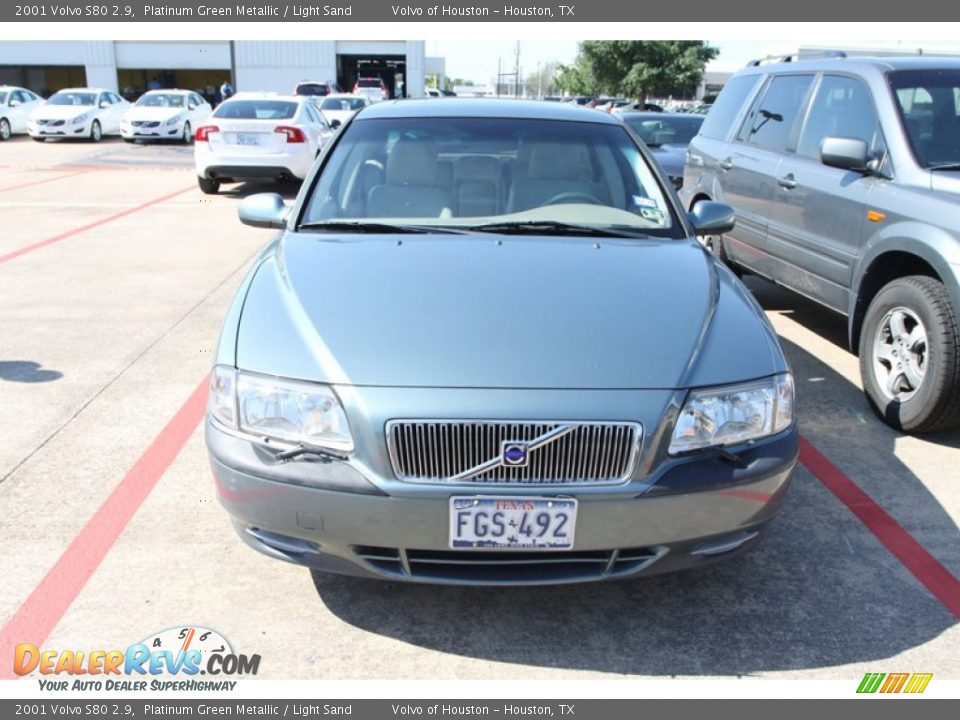 2001 Volvo S80 2.9 Platinum Green Metallic / Light Sand Photo #2