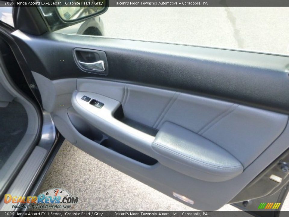 2006 Honda Accord EX-L Sedan Graphite Pearl / Gray Photo #12