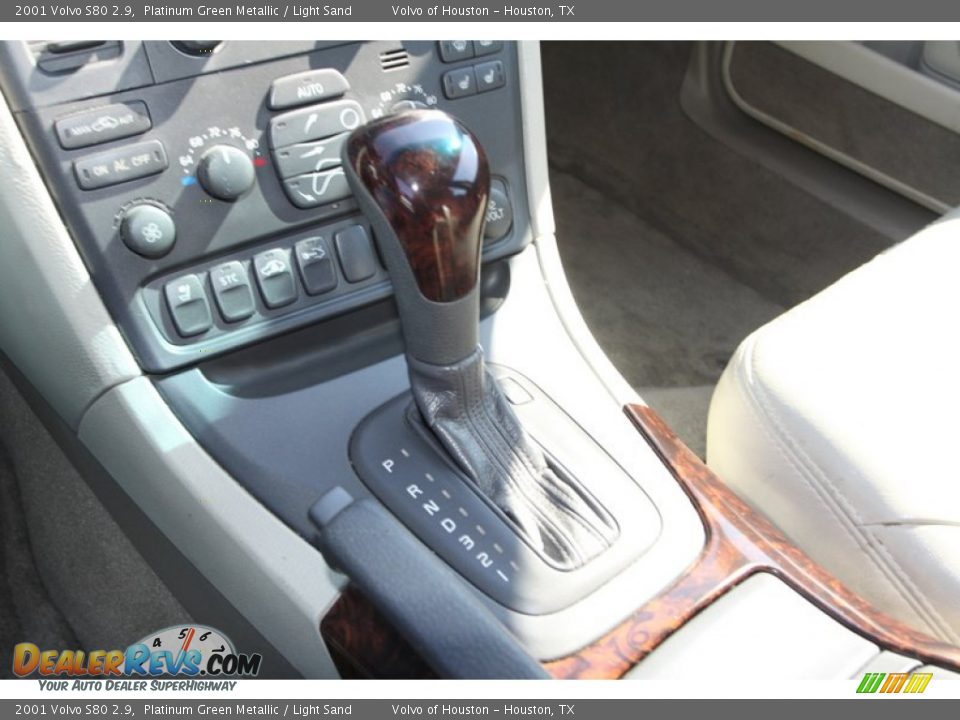 2001 Volvo S80 2.9 Platinum Green Metallic / Light Sand Photo #20