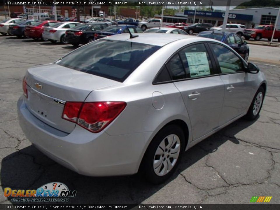 2013 Chevrolet Cruze LS Silver Ice Metallic / Jet Black/Medium Titanium Photo #8