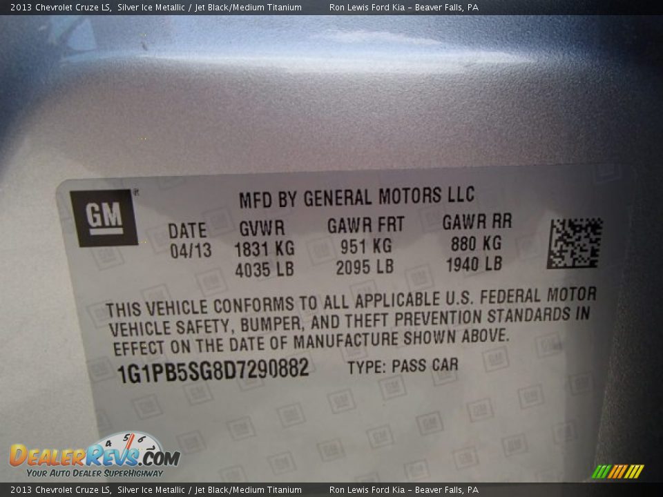 2013 Chevrolet Cruze LS Silver Ice Metallic / Jet Black/Medium Titanium Photo #20