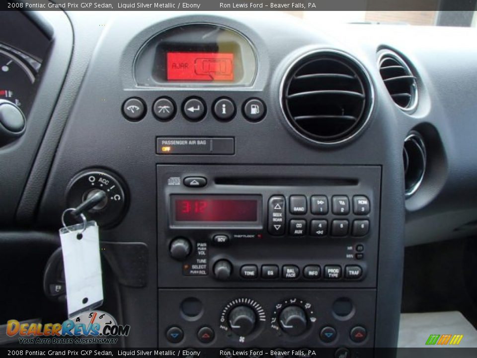 2008 Pontiac Grand Prix GXP Sedan Liquid Silver Metallic / Ebony Photo #16