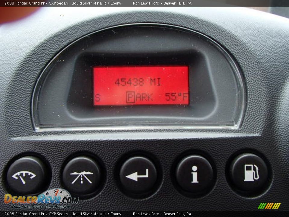 2008 Pontiac Grand Prix GXP Sedan Liquid Silver Metallic / Ebony Photo #19