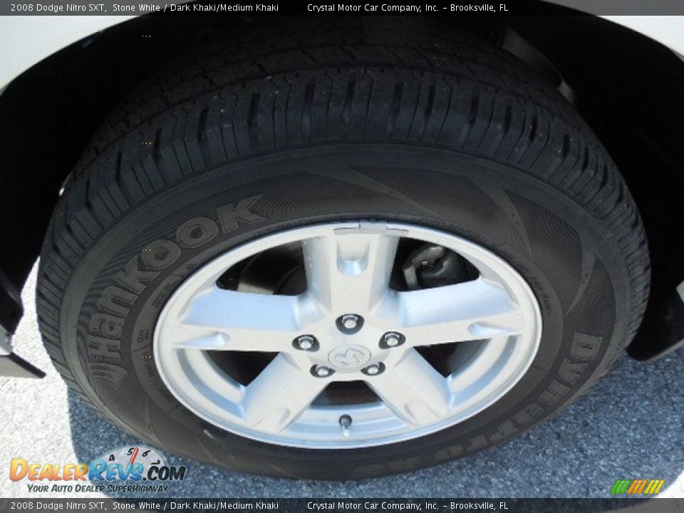 2008 Dodge Nitro SXT Stone White / Dark Khaki/Medium Khaki Photo #14