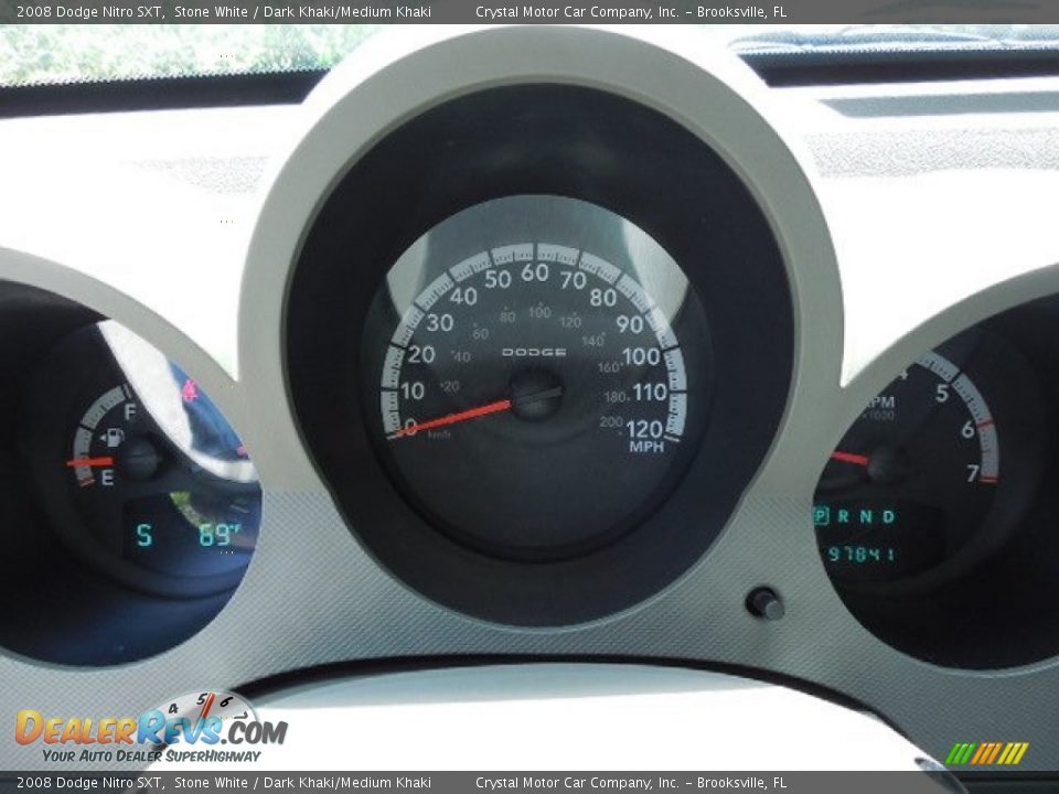 2008 Dodge Nitro SXT Stone White / Dark Khaki/Medium Khaki Photo #18