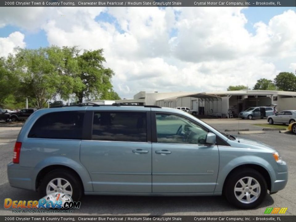 2008 Chrysler Town & Country Touring Clearwater Blue Pearlcoat / Medium Slate Gray/Light Shale Photo #11