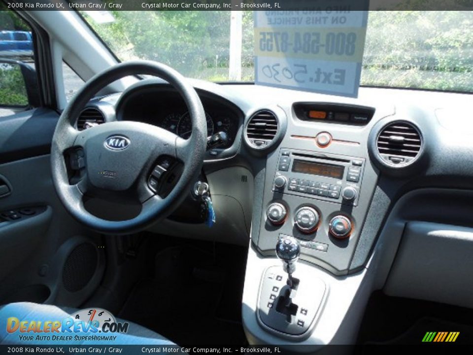 2008 Kia Rondo LX Urban Gray / Gray Photo #13