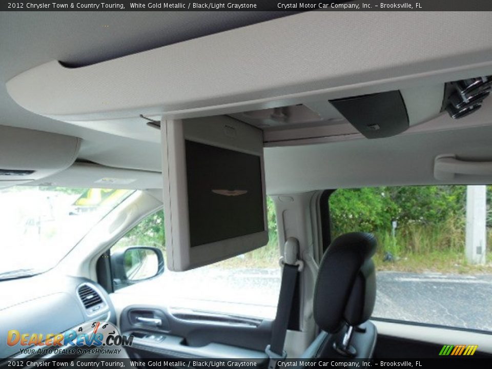 2012 Chrysler Town & Country Touring White Gold Metallic / Black/Light Graystone Photo #15