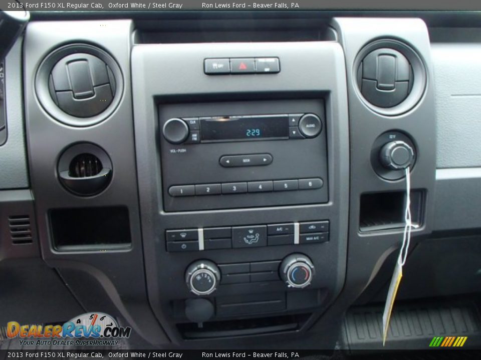 2013 Ford F150 XL Regular Cab Oxford White / Steel Gray Photo #15