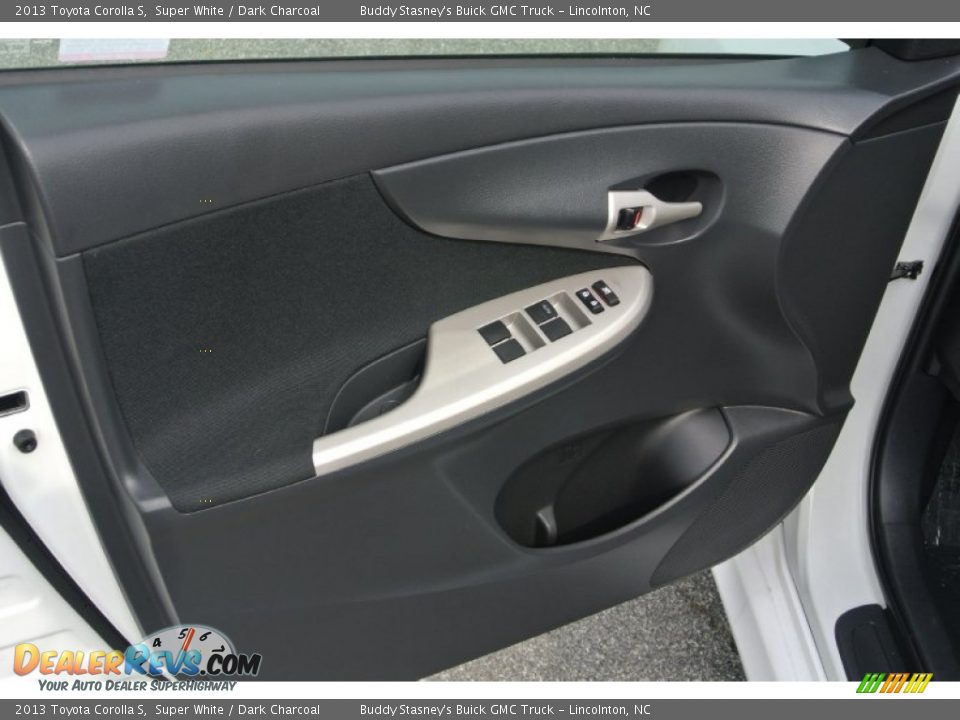 2013 Toyota Corolla S Super White / Dark Charcoal Photo #9