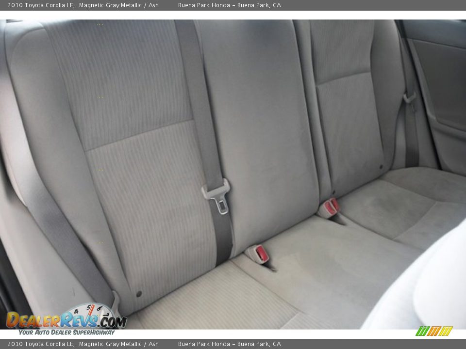 2010 Toyota Corolla LE Magnetic Gray Metallic / Ash Photo #19