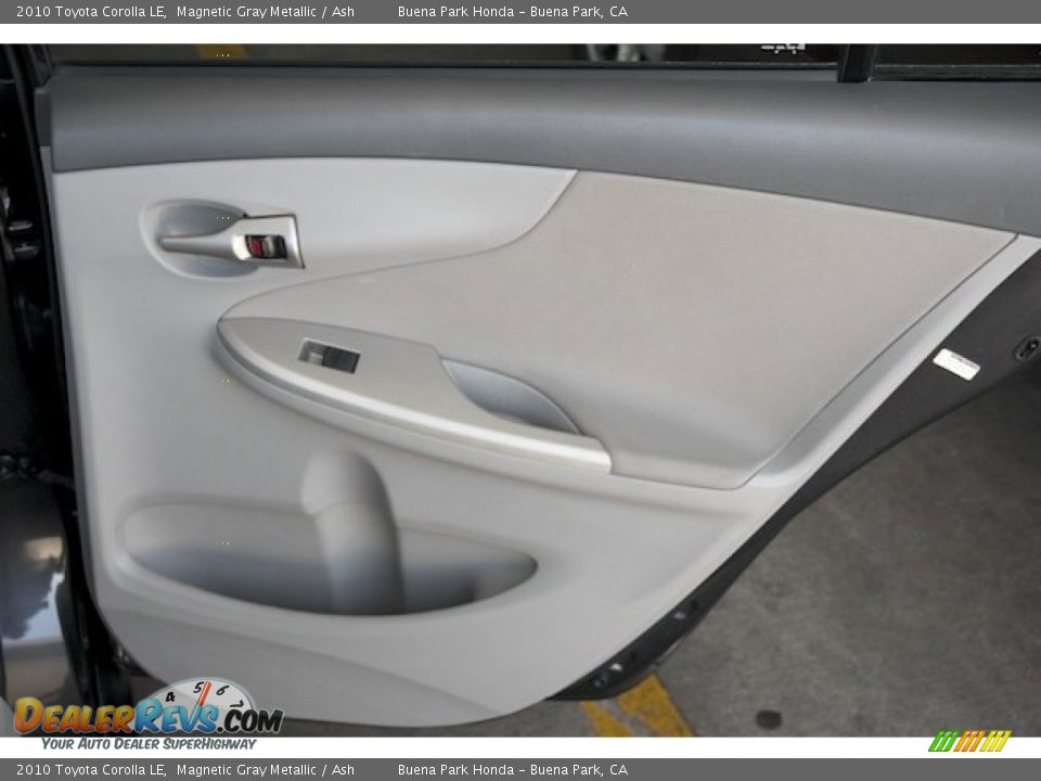 2010 Toyota Corolla LE Magnetic Gray Metallic / Ash Photo #26