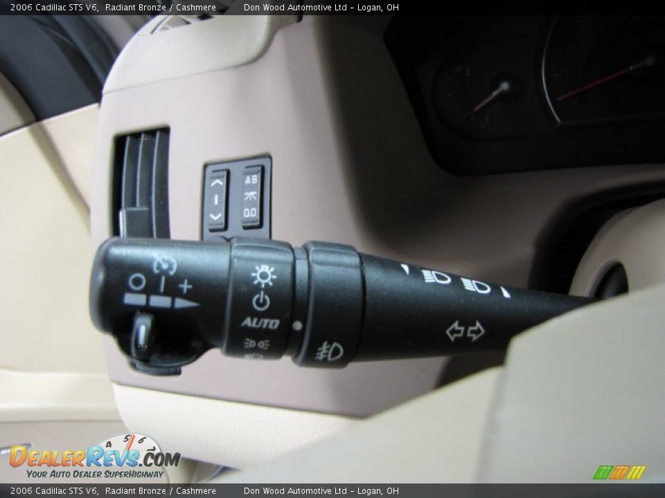 2006 Cadillac STS V6 Radiant Bronze / Cashmere Photo #17