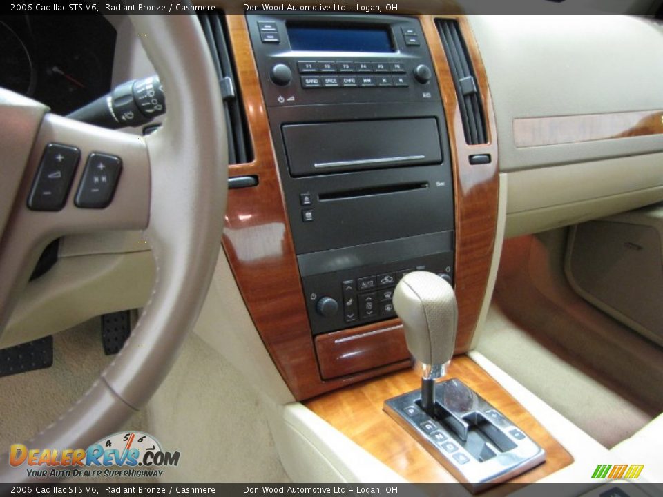 2006 Cadillac STS V6 Radiant Bronze / Cashmere Photo #20