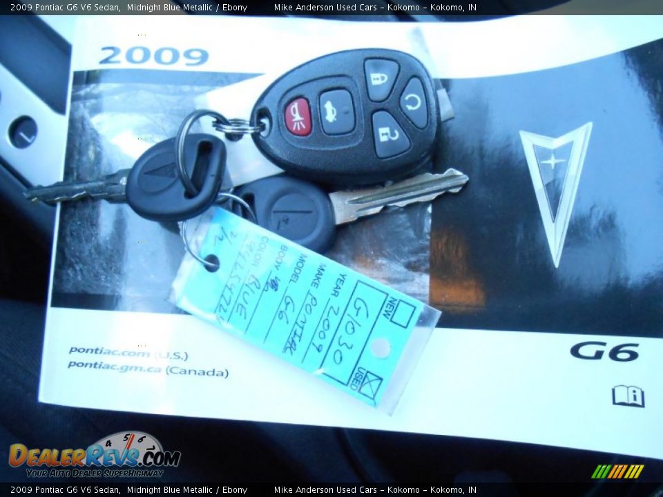 2009 Pontiac G6 V6 Sedan Midnight Blue Metallic / Ebony Photo #16