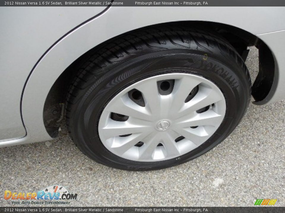 2012 Nissan Versa 1.6 SV Sedan Brilliant Silver Metallic / Sandstone Photo #10