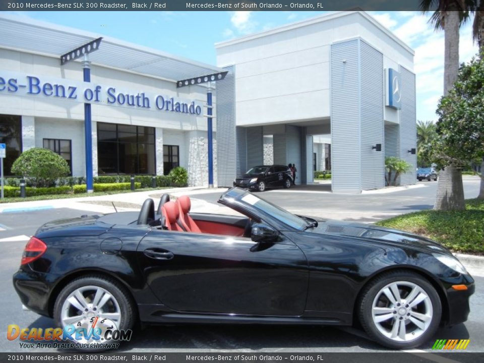 2010 Mercedes-Benz SLK 300 Roadster Black / Red Photo #9