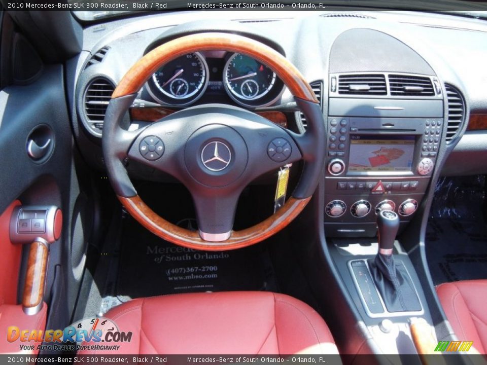 Dashboard of 2010 Mercedes-Benz SLK 300 Roadster Photo #21