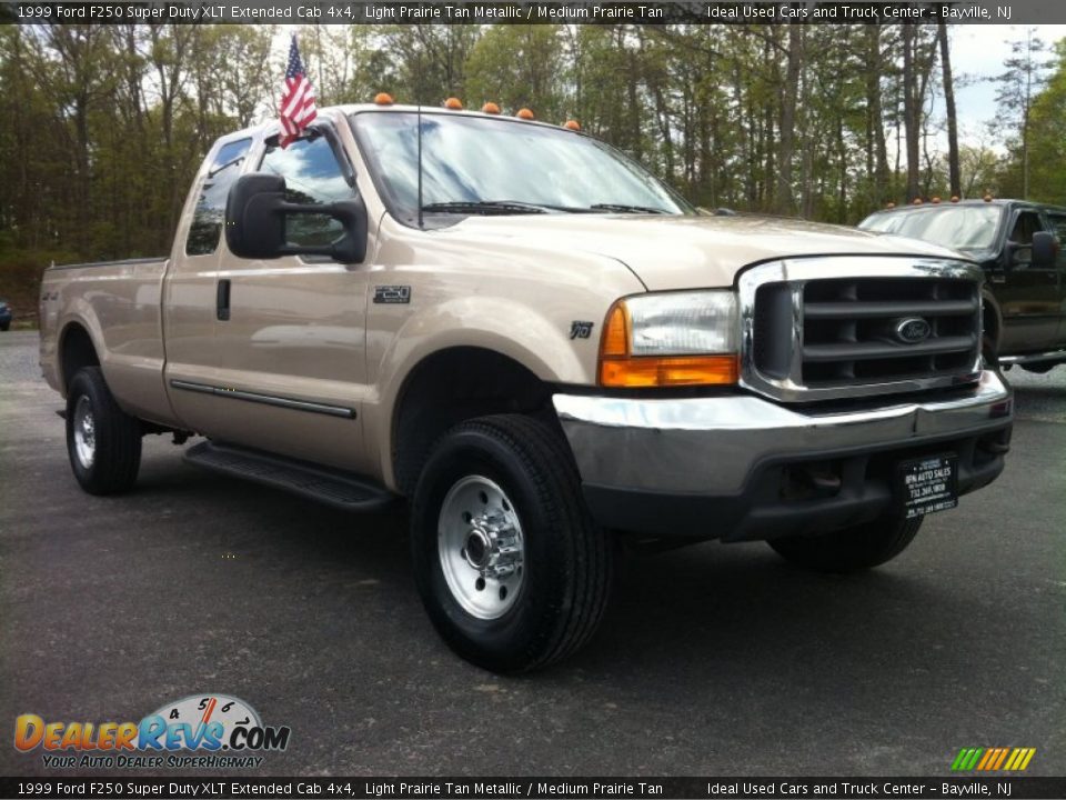 1999 Ford F250 Super Duty XLT Extended Cab 4x4 Light Prairie Tan Metallic / Medium Prairie Tan Photo #3