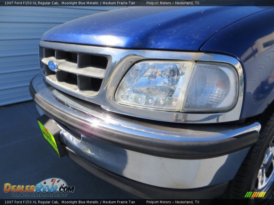 1997 Ford F150 XL Regular Cab Moonlight Blue Metallic / Medium Prairie Tan Photo #10