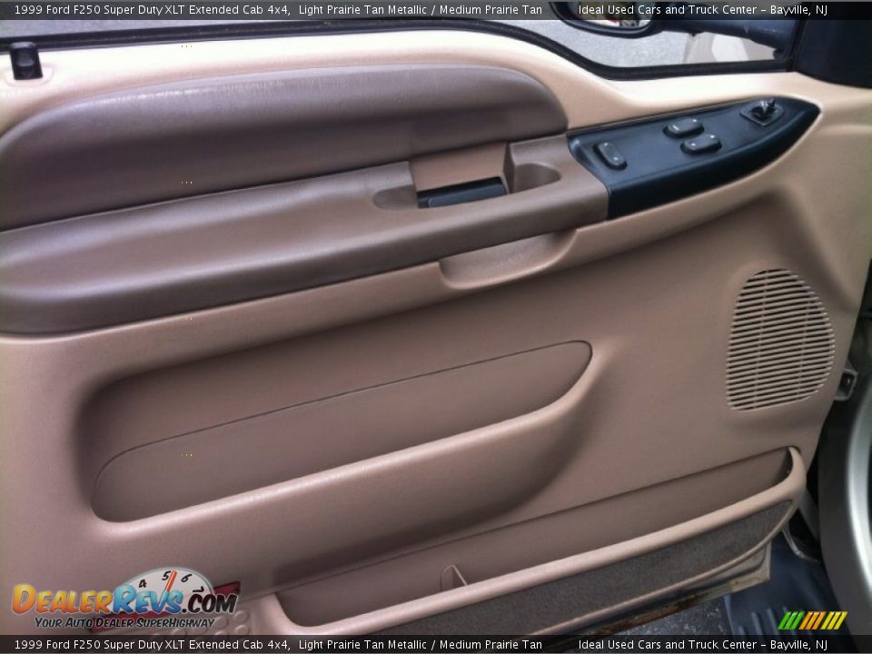 1999 Ford F250 Super Duty XLT Extended Cab 4x4 Light Prairie Tan Metallic / Medium Prairie Tan Photo #18