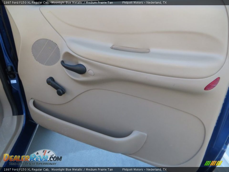 1997 Ford F150 XL Regular Cab Moonlight Blue Metallic / Medium Prairie Tan Photo #23