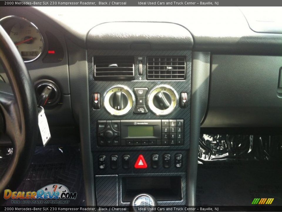 2000 Mercedes-Benz SLK 230 Kompressor Roadster Black / Charcoal Photo #21
