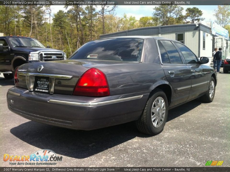 2007 Mercury Grand Marquis GS Driftwood Grey Metallic / Medium Light Stone Photo #9