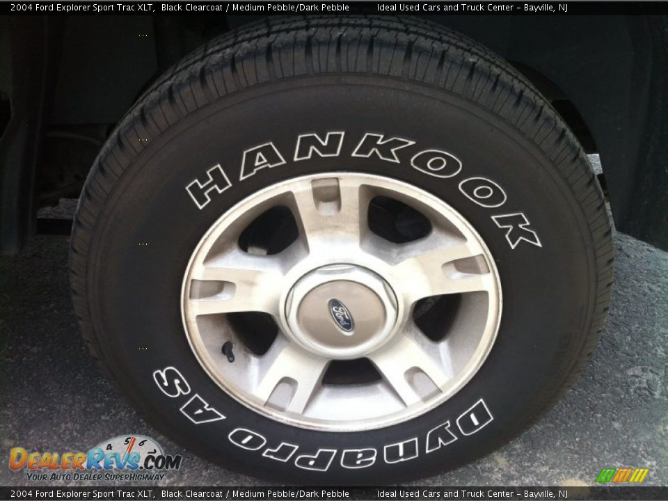 2004 Ford Explorer Sport Trac XLT Black Clearcoat / Medium Pebble/Dark Pebble Photo #15
