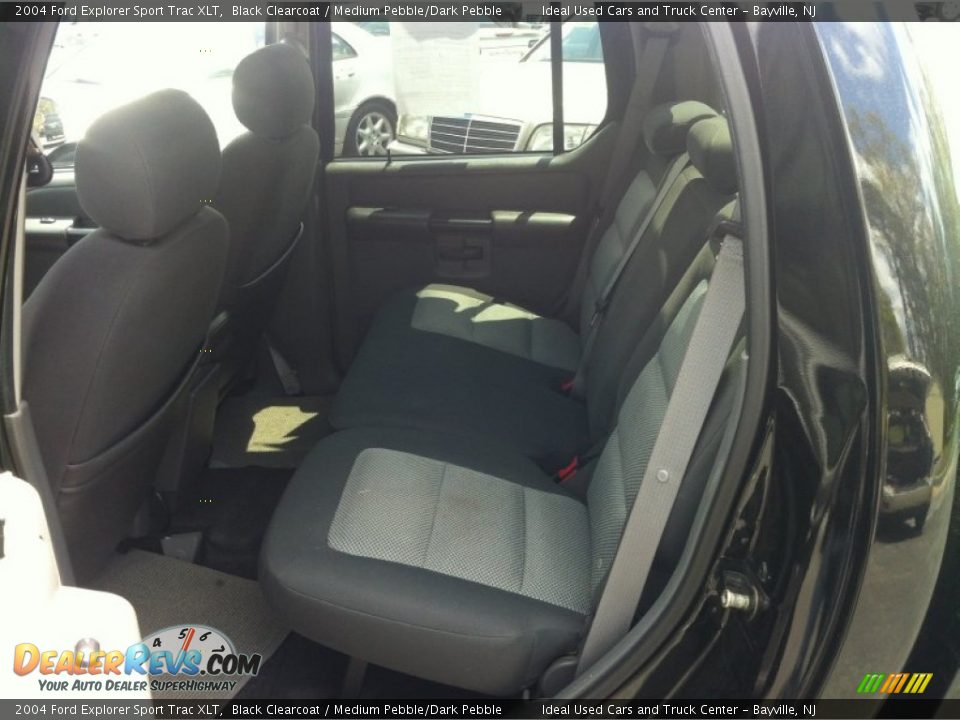 2004 Ford Explorer Sport Trac XLT Black Clearcoat / Medium Pebble/Dark Pebble Photo #16